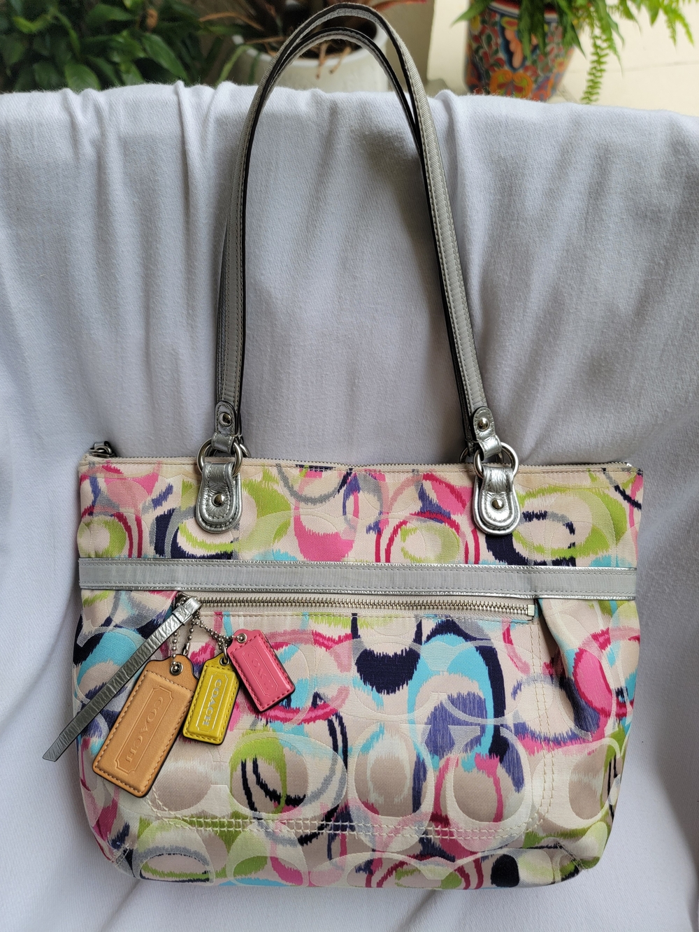 Coach Multicolor Circle-Print Shoulder Bag - Silver Handles